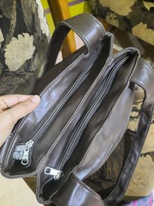 Chic Brown Leather Shoulder Bag
