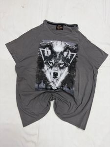 Men's Wolf Graphic T-Shirt