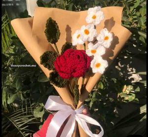 “Handmade Crochet Rose Bouquet 🌹✨”