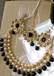 Jewellery Set Grey  With Earrings