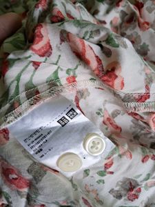Uniqlo Floral Print Dress - Vintage Style