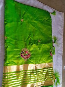 Lovely And Beautiful Saree Parrot Green..💚