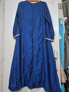 Elegant Blue Kurta Set with Intricate Embroidery