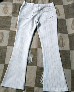 White Pant 🤍🐻‍❄️