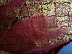 Beautiful banarasi Saree&amp;matching Readymade Blouse