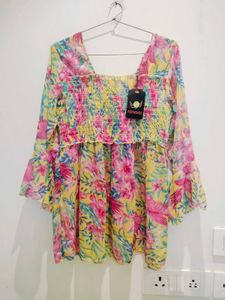 Floral Print Top With Tag Fixed Price