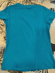 Classic Blue Round Neck T-Shirt never worn