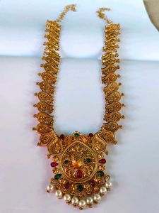 Stunning Gold Toned Peacock Necklace