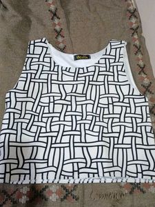Stylish Black & White Patterned Top