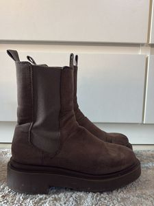 H&M Stylish Brown Suede Chelsea Boots