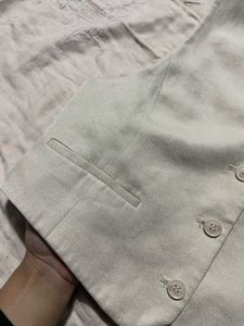 H&amp;M Elegant Neutral Vest