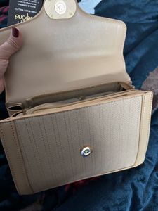 Miss Susan Handbag