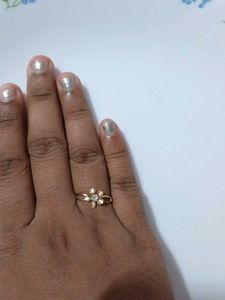 Golden floral ring✨️💫🌷