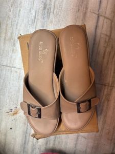 Women's Beige Buckle Slides