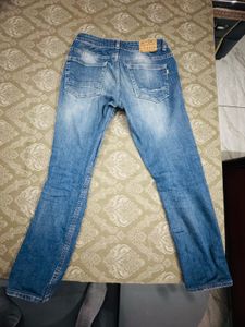 Peter England Men's Blue Wash Denim Jeans