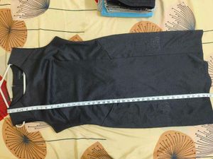 Chic Black Sleeveless Dress