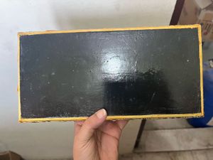 Wooden tissue paper holder