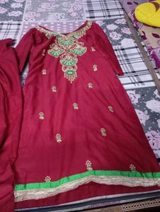 Maroon Kurta Set with Green Embellishments