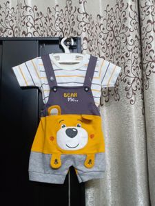 Very Cute Dress For Your Baby Of Age 0-9 Months