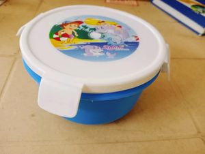 Round Plastic Lunch Box