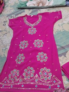 Hot Pink Embellished Kurta Pajami Suit