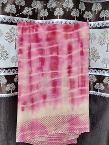 Chic Pink Tie-Dye Saree