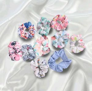 Set of 10 scrunchies