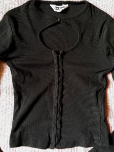 🖤Baesic Black Cutout Front Cardigan