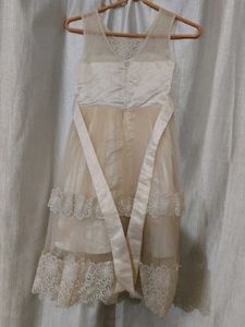 Elegant Lace Trimmed Tulle Dress for Girls