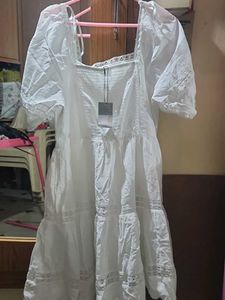 Elegant White Puff Sleeve Dress