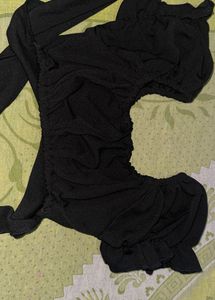 Chic Black Off-Shoulder Puff Sleeve Top
