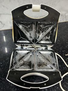 Bajaj Sandwich Maker