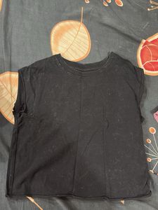 Black Cropped T-Shirt