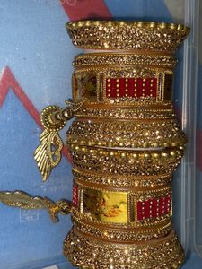 Golden and red Dulhan Chuda💕