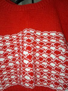 Red &amp; White Cropped Sweater