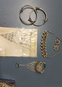 Sparkling Indian Jewelry Set