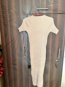Ribbed V-Neck Short Sleeve deess