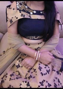 Beautiful Elegent Crop Top Only One Time Use