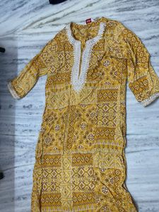 Stylish Yellow Printed Kurta