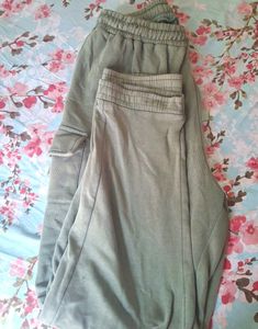 Olive Cargo Sweatpants🌿👖