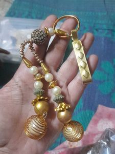 Decorative Keychain with Pearls