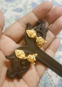 Exquisite Gold Tone Dangle Earrings
