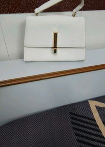 Chic White Textured Handbag