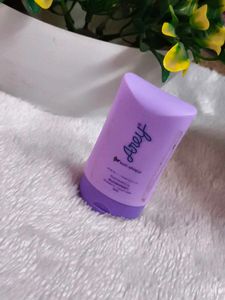 pack of 1 Arey Blueberry + Ceramides Sunscreen Wit
