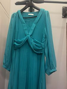 Elegant Teal Maxi Dress