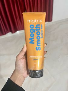 Matrix Mega Smooth Hair Mask