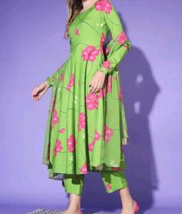 Vibrant Floral Print Kurta Set