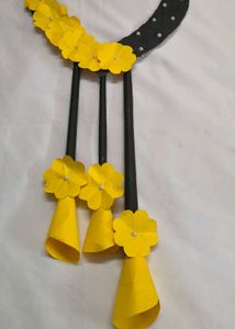 Heart wall hanging yellow flower beautiful looking