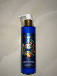 St.Botanica Shampoo
