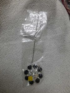 Flower Lapel locketwith chain